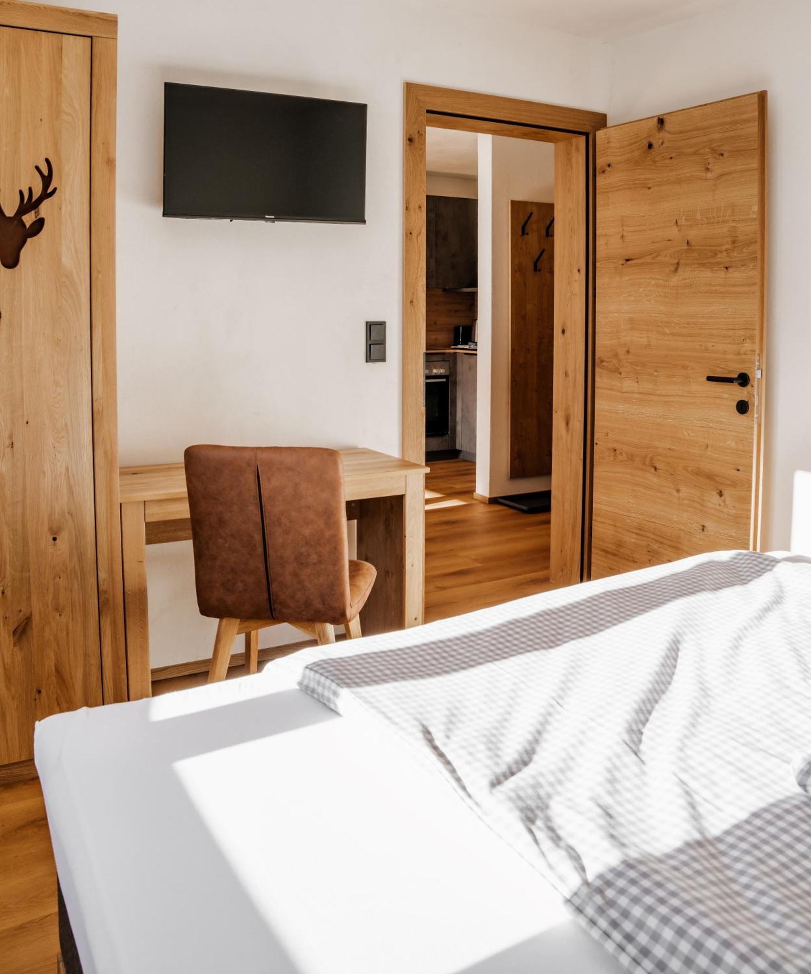 Berwang Chalets - Enzian Екстериор снимка